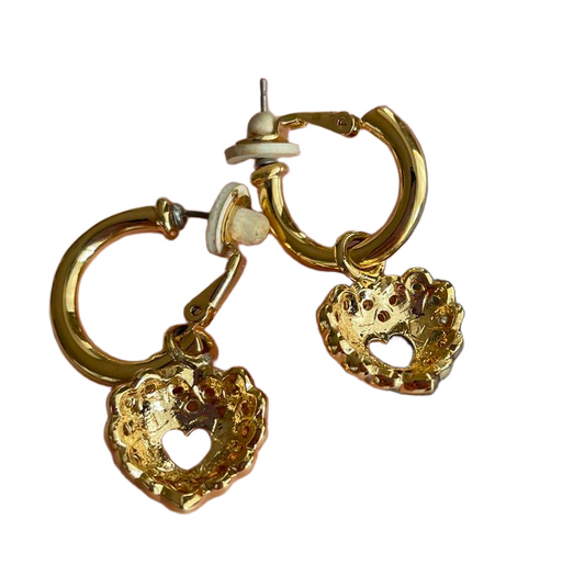 Nina Ricci Hold Heart Earrings