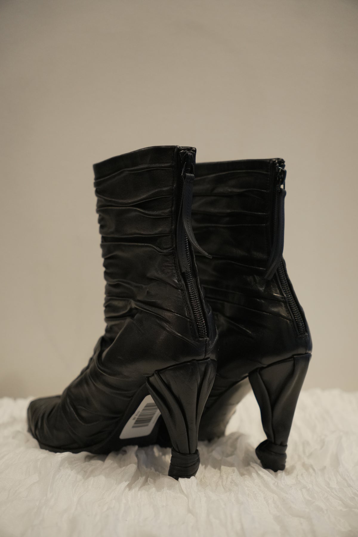 Louis Vuitton Pleated Black Ankle Boots Sz39