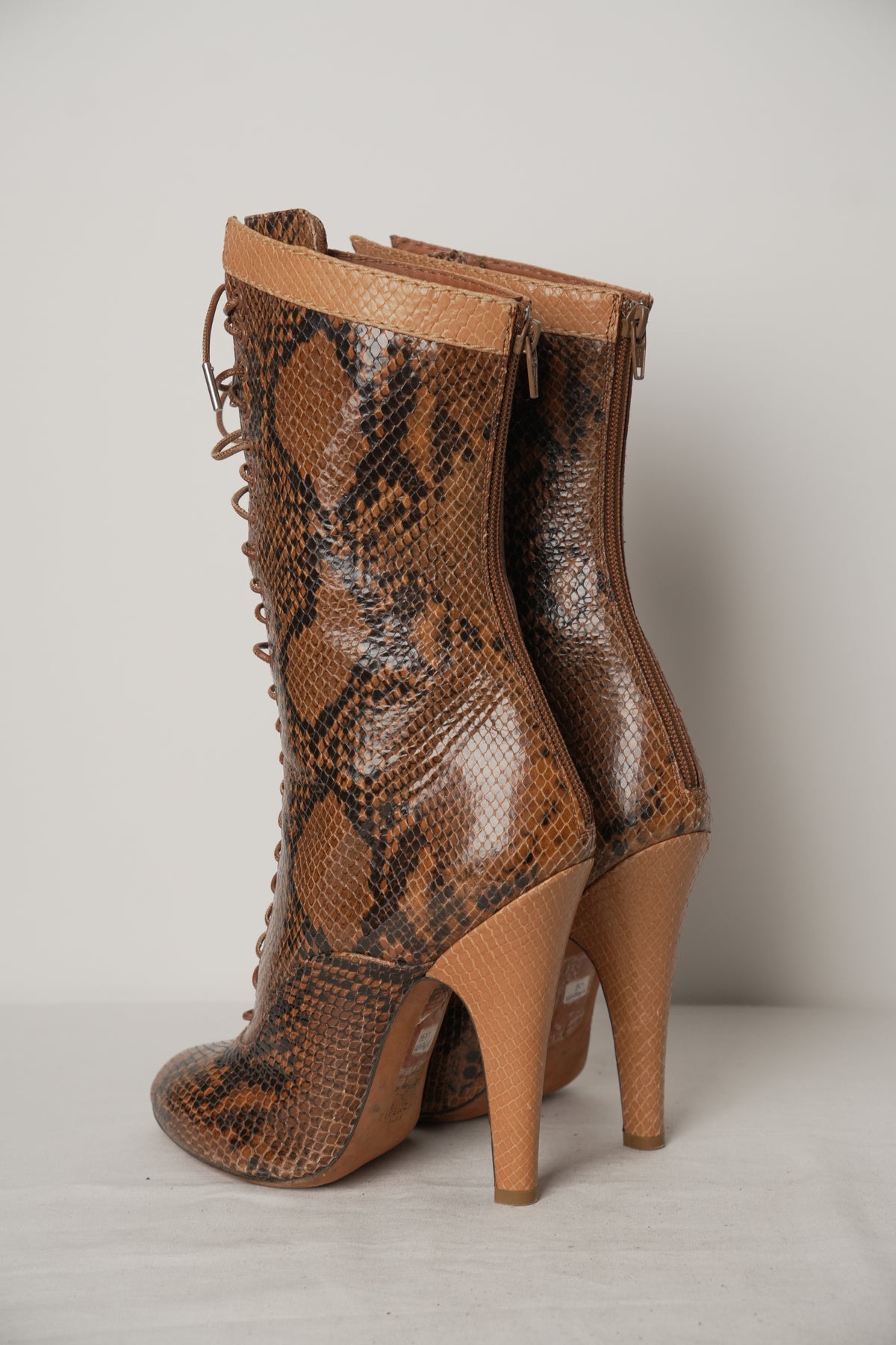 Givenchy Snakeskin Lace Up Heel Boots Sz40