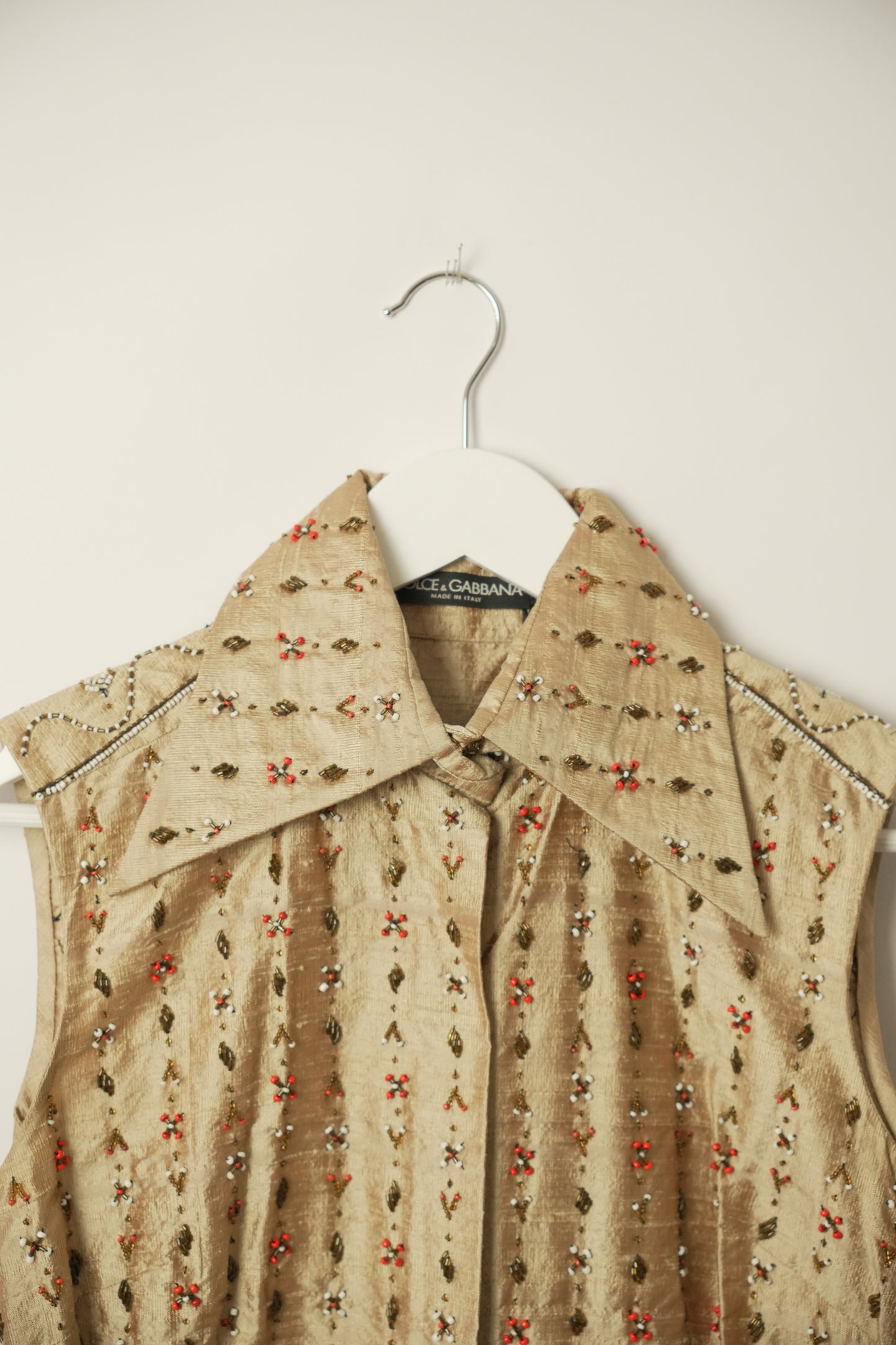 Dolce & Gabbana Beaded Point Collar Sless Blouse Vest