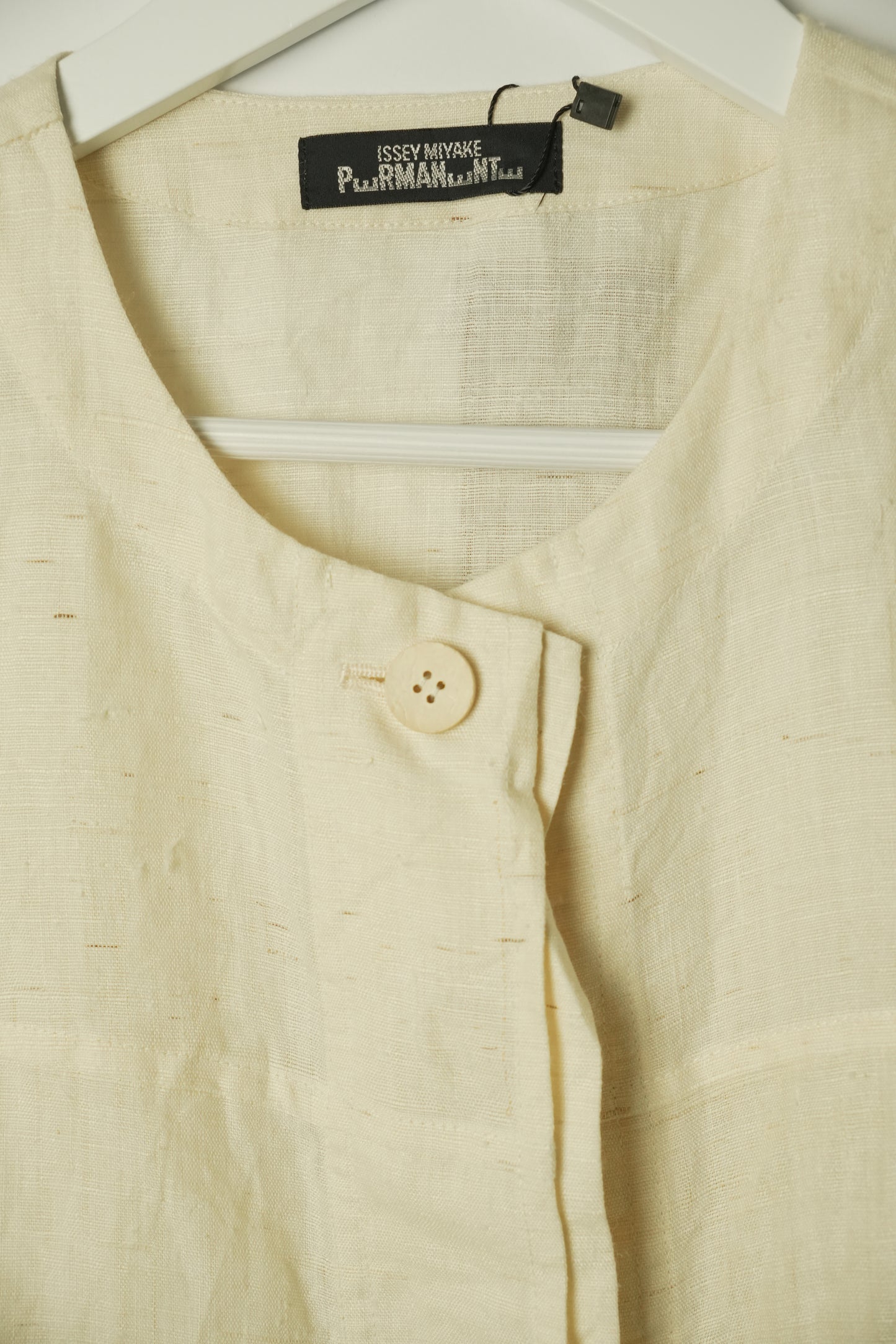 Issey Miyake Linen Sless Vest Top