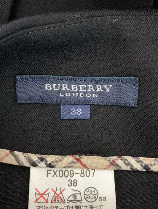 Burberry London Pleated Buckle Maxi skirt