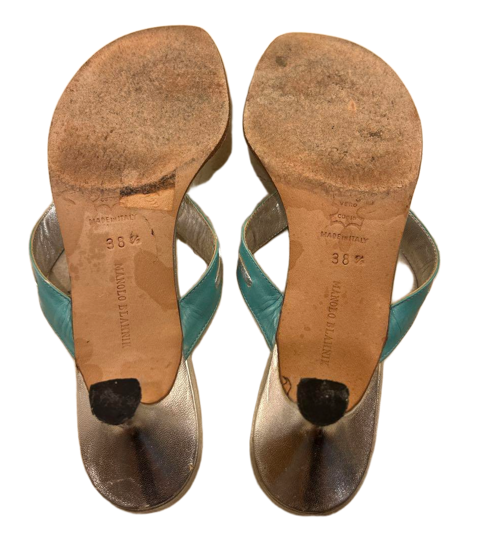 Manolo Blahnik Bejeweled Turquoise Thong Sandals 38.5