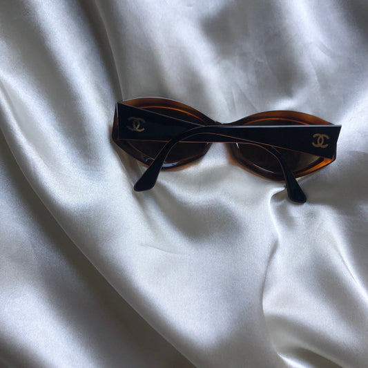Chanel diamond shape tortoise shell cc logo sunglasses