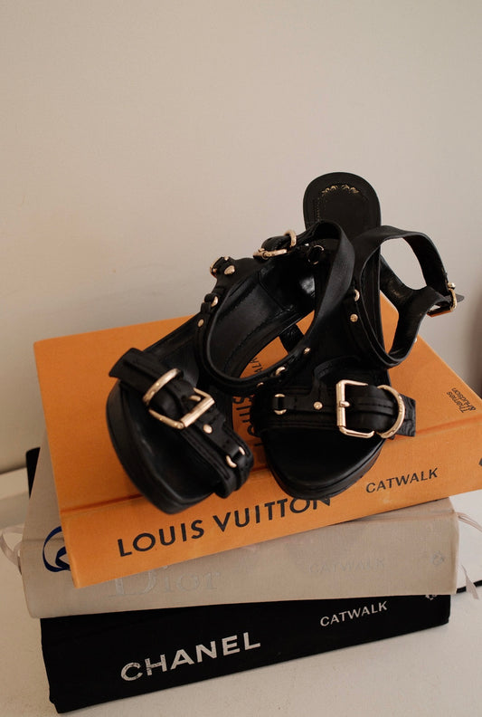Christian Dior Strappy D Ring Leather Black Pumps Sz 37