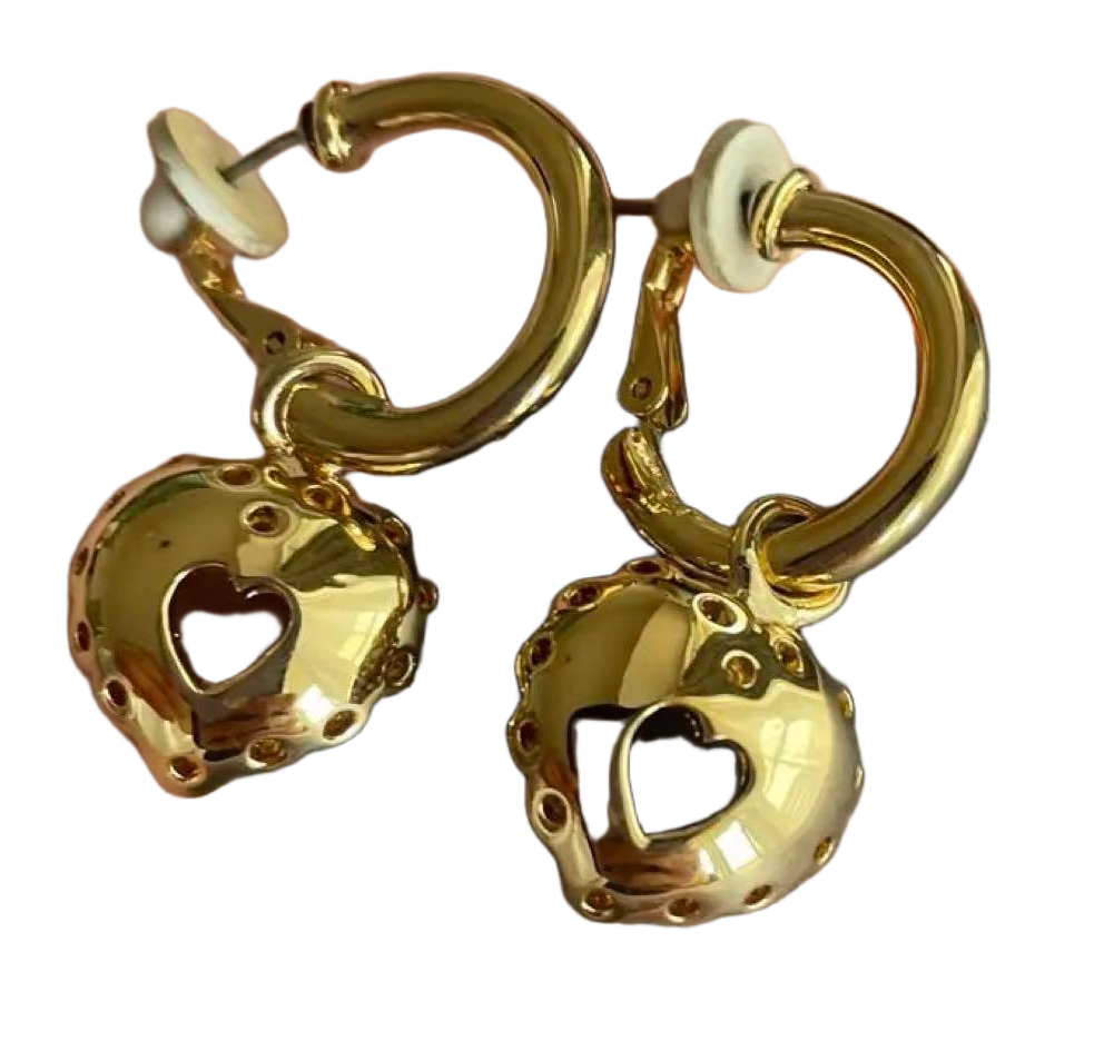 Nina Ricci Hold Heart Earrings