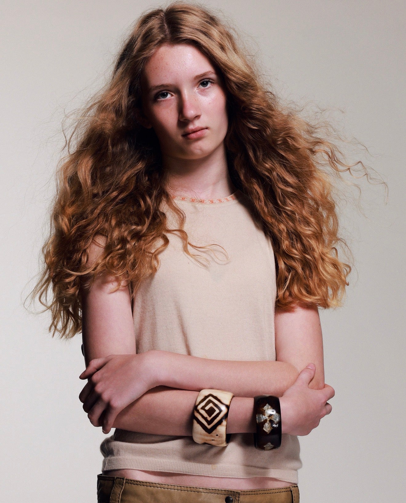 Chanel Cashmere Logo Hem Sless Knit Top