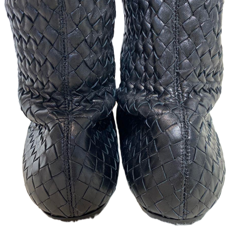 Bottega Veneta Intrecciato Leather woven flat Boots sz 6.5 with dust bag