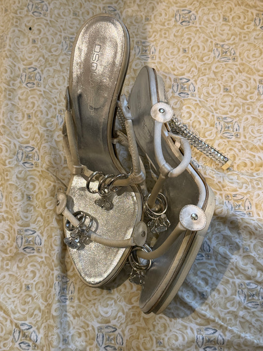 Dsquared2 Ring Crystal Heels Sz38