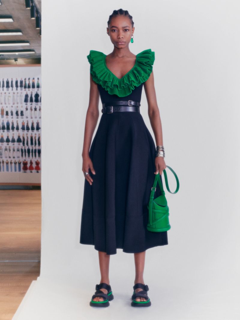 Alexander McQueen Knit Sless Midi Dress