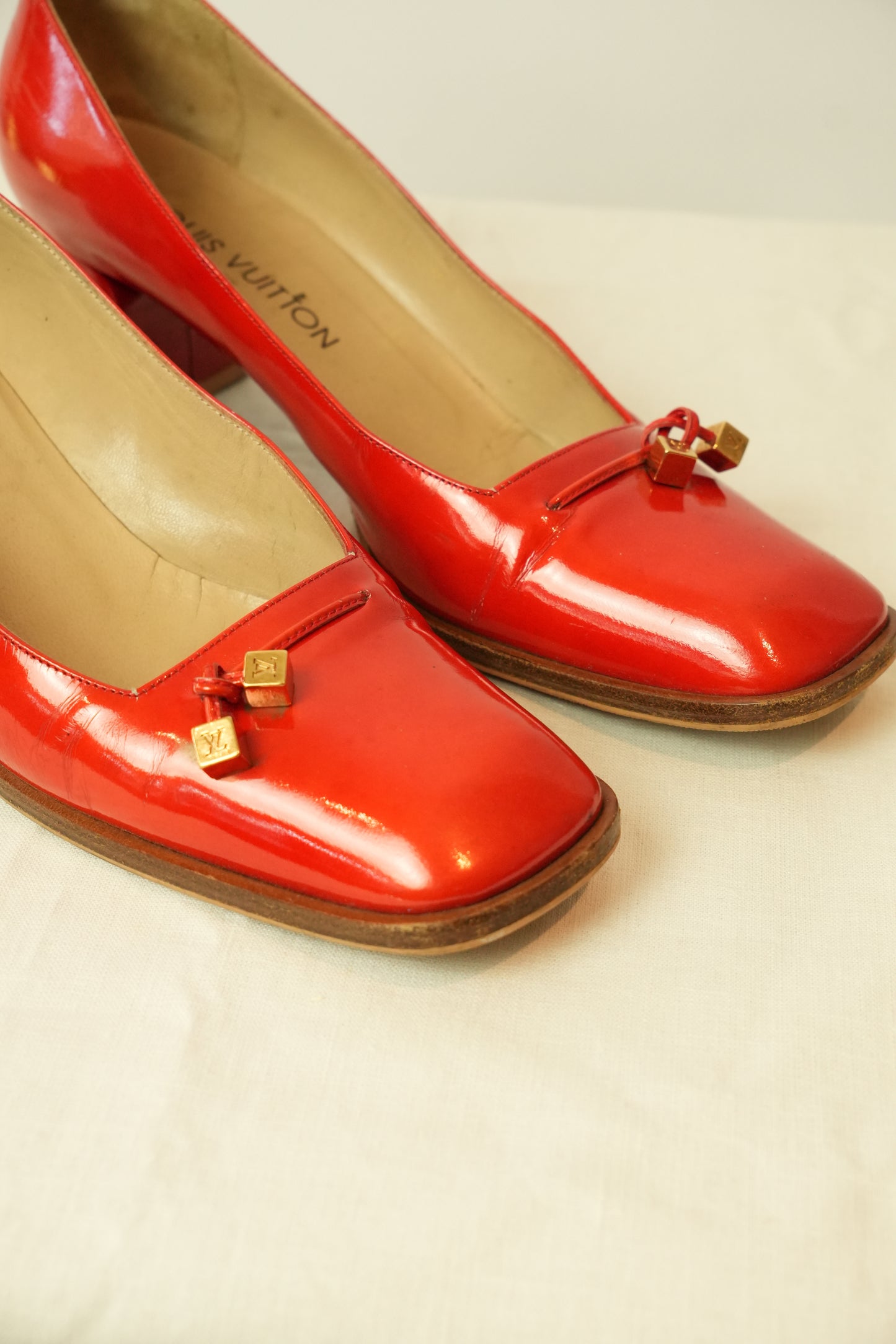 Louis Vuitton Vernis Red Ballet Pump sz 39