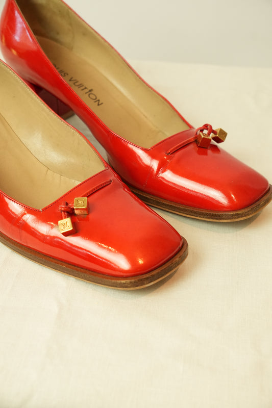 Louis Vuitton Vernis Red Ballet Pump sz 39