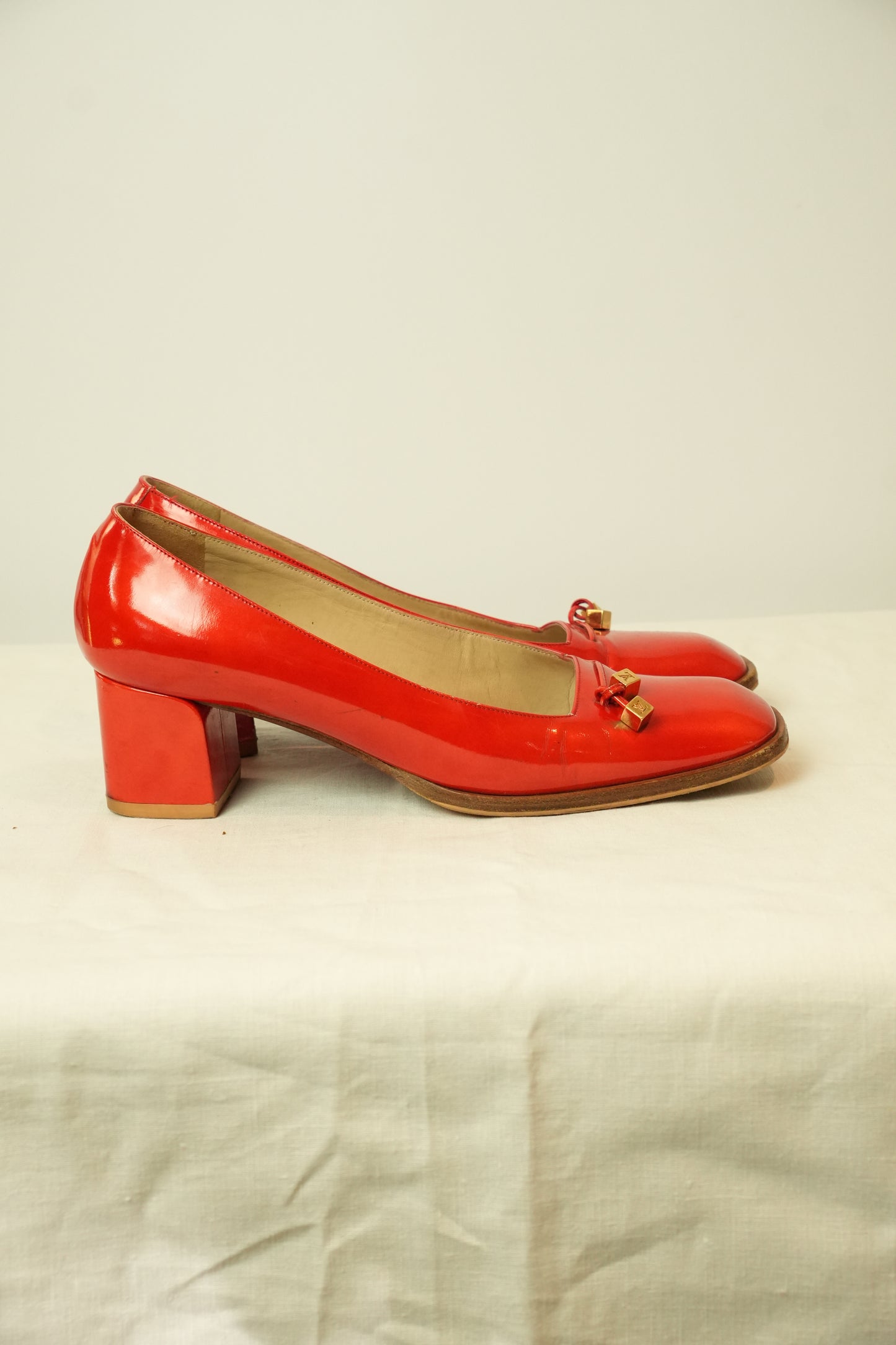 Louis Vuitton Vernis Red Ballet Pump sz 39