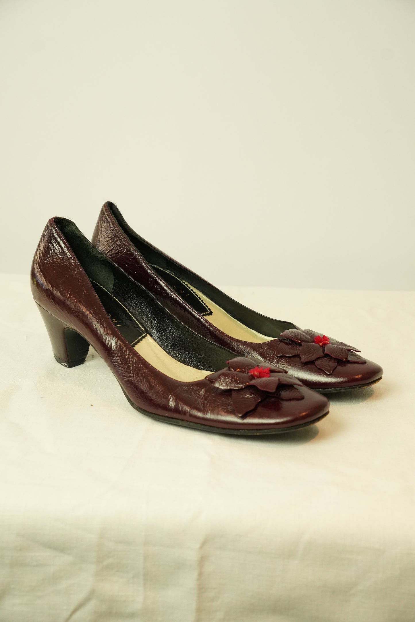 Nebuloni Burgundy Floral Ballet Heels Sz 36