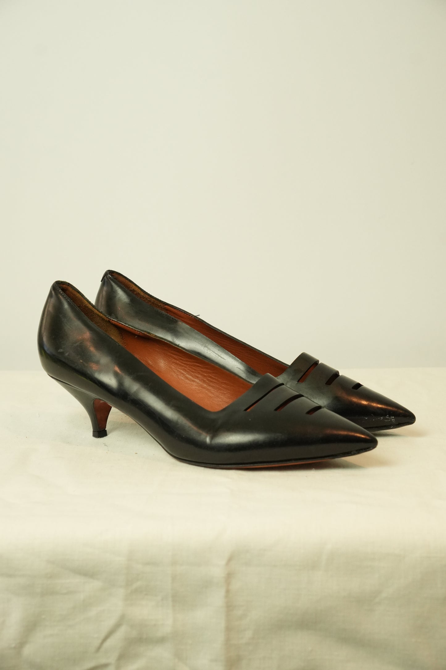 Celine Kitten Heel w Point Toe Sz 38.5