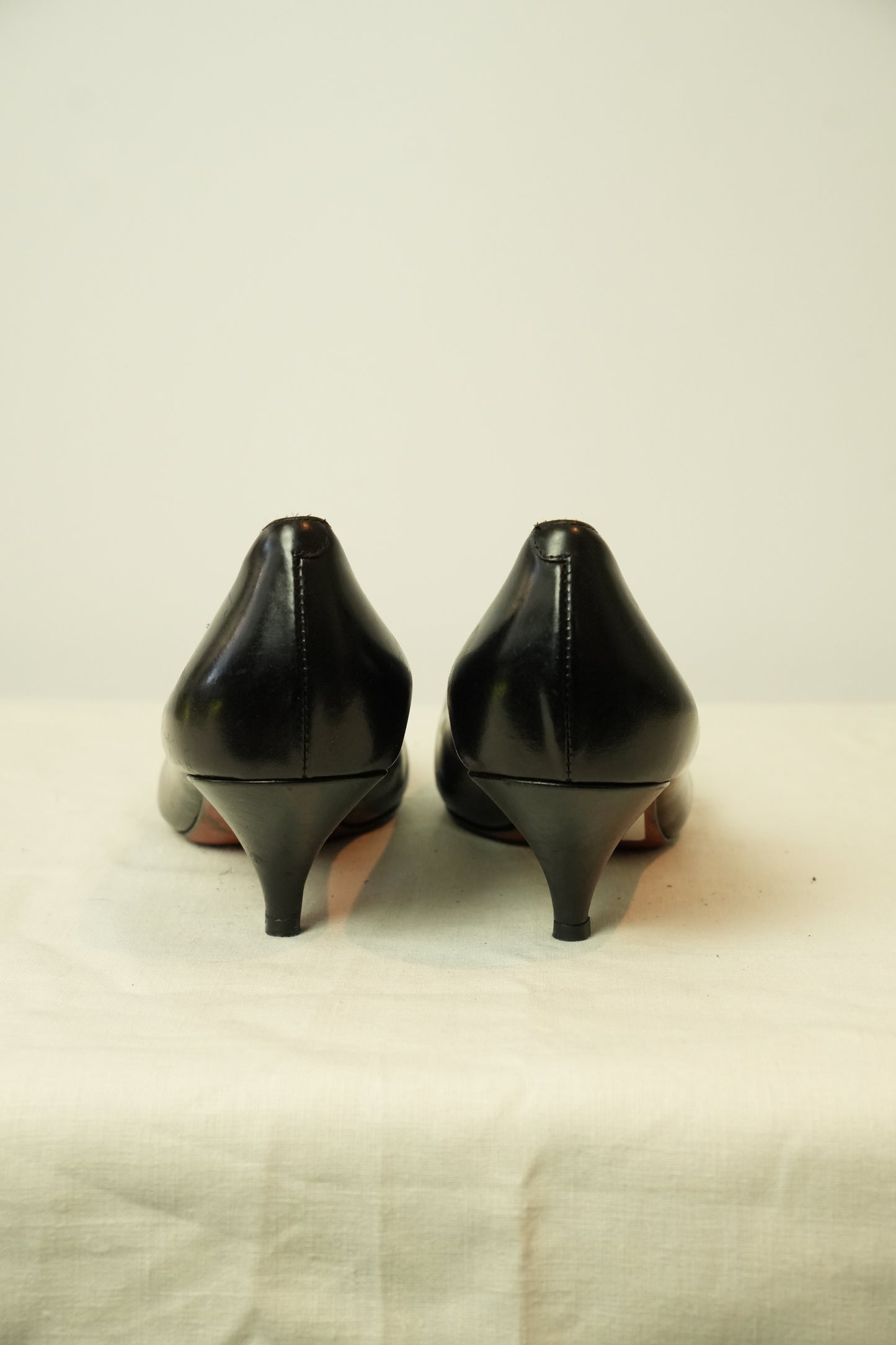 Celine Kitten Heel w Point Toe Sz 38.5