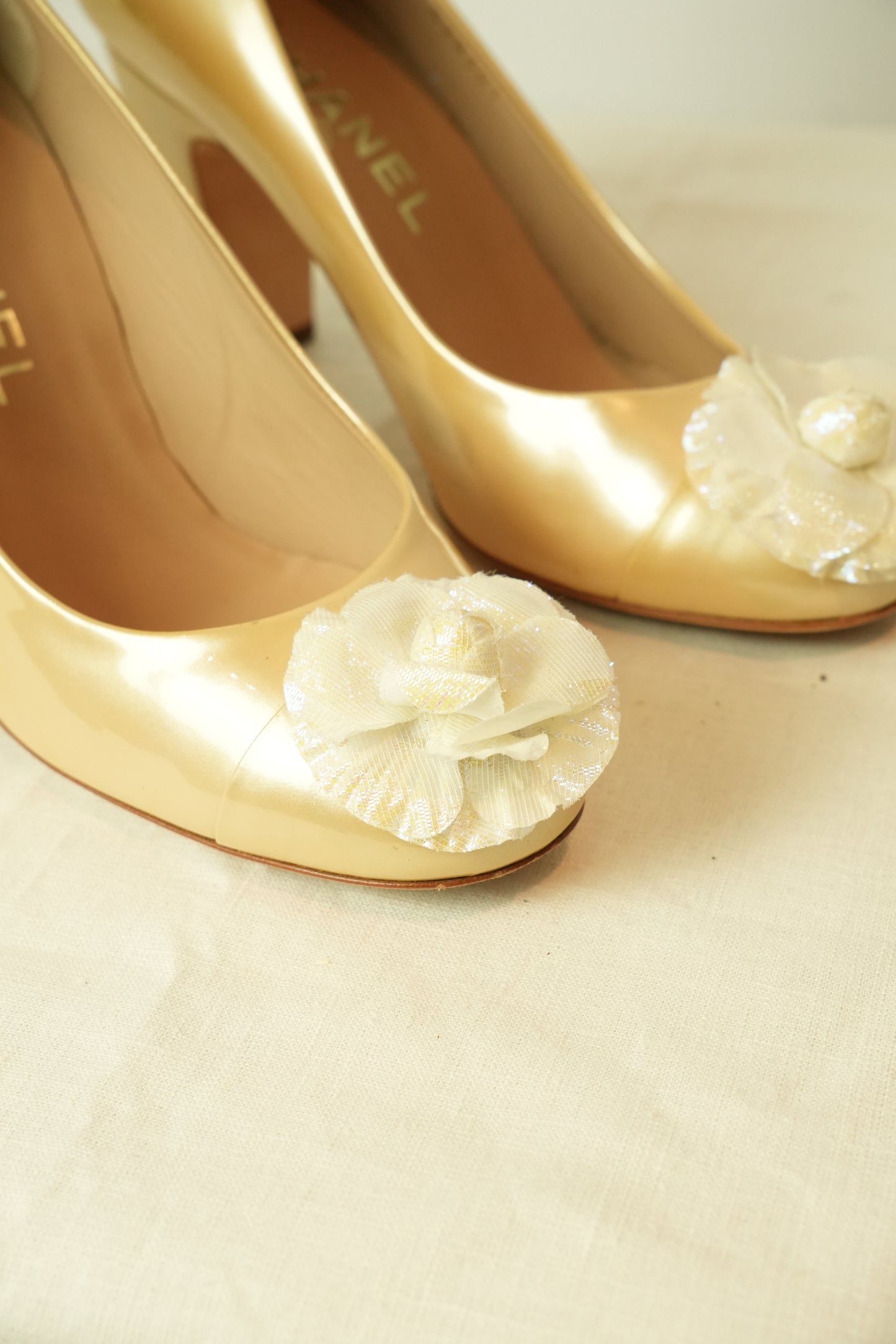 Chanel Gold Patent Pumps w Irridescent Floral Motif Sz 37