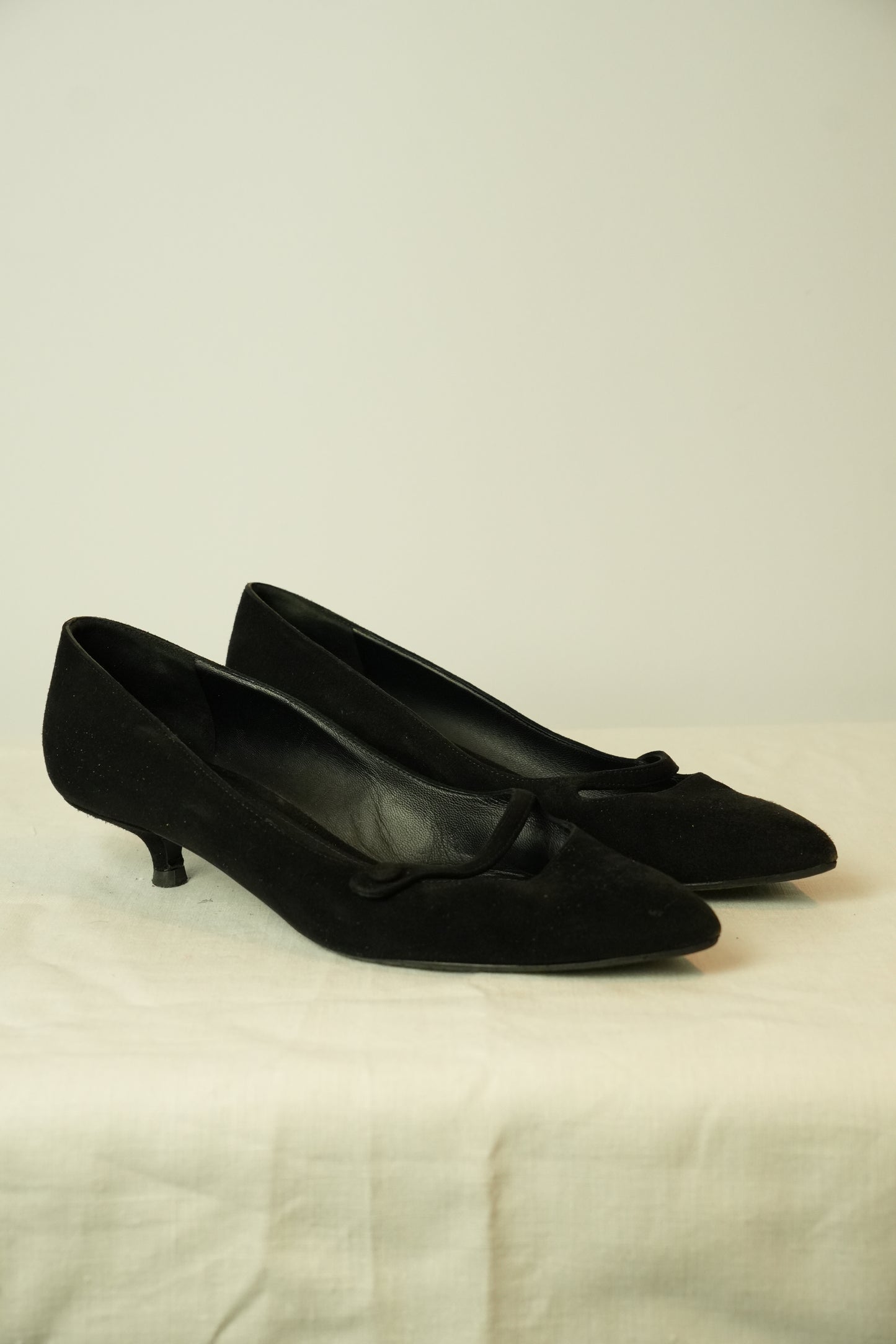 Bottega Veneta Suede kitten Heels 36.5