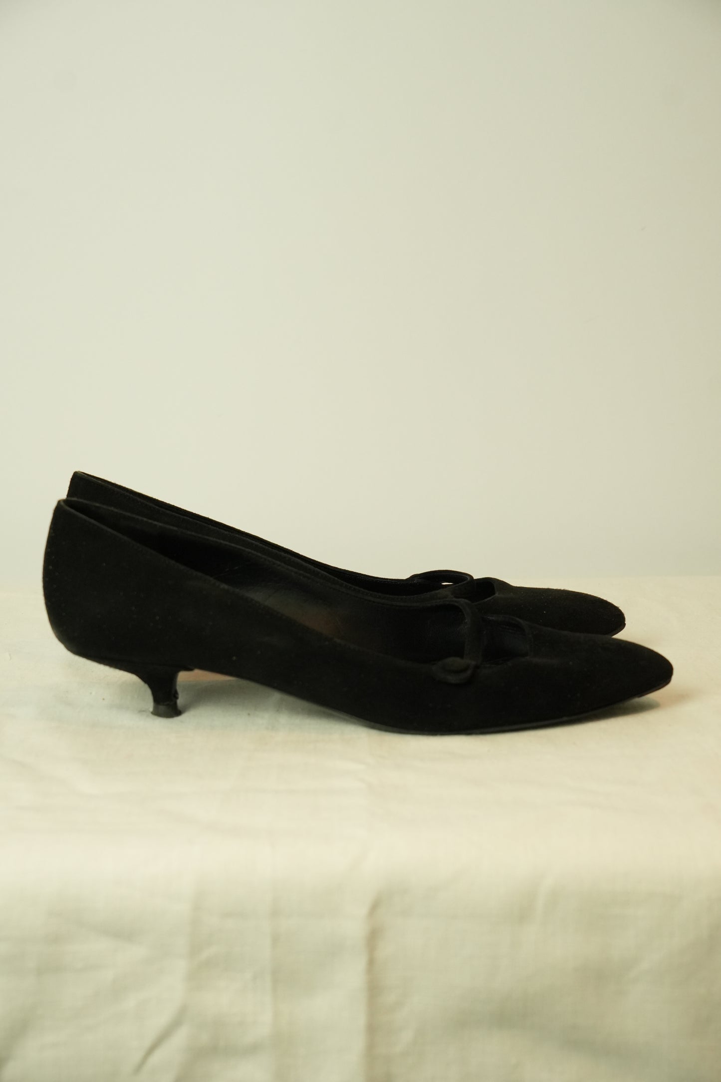 Bottega Veneta Suede kitten Heels 36.5