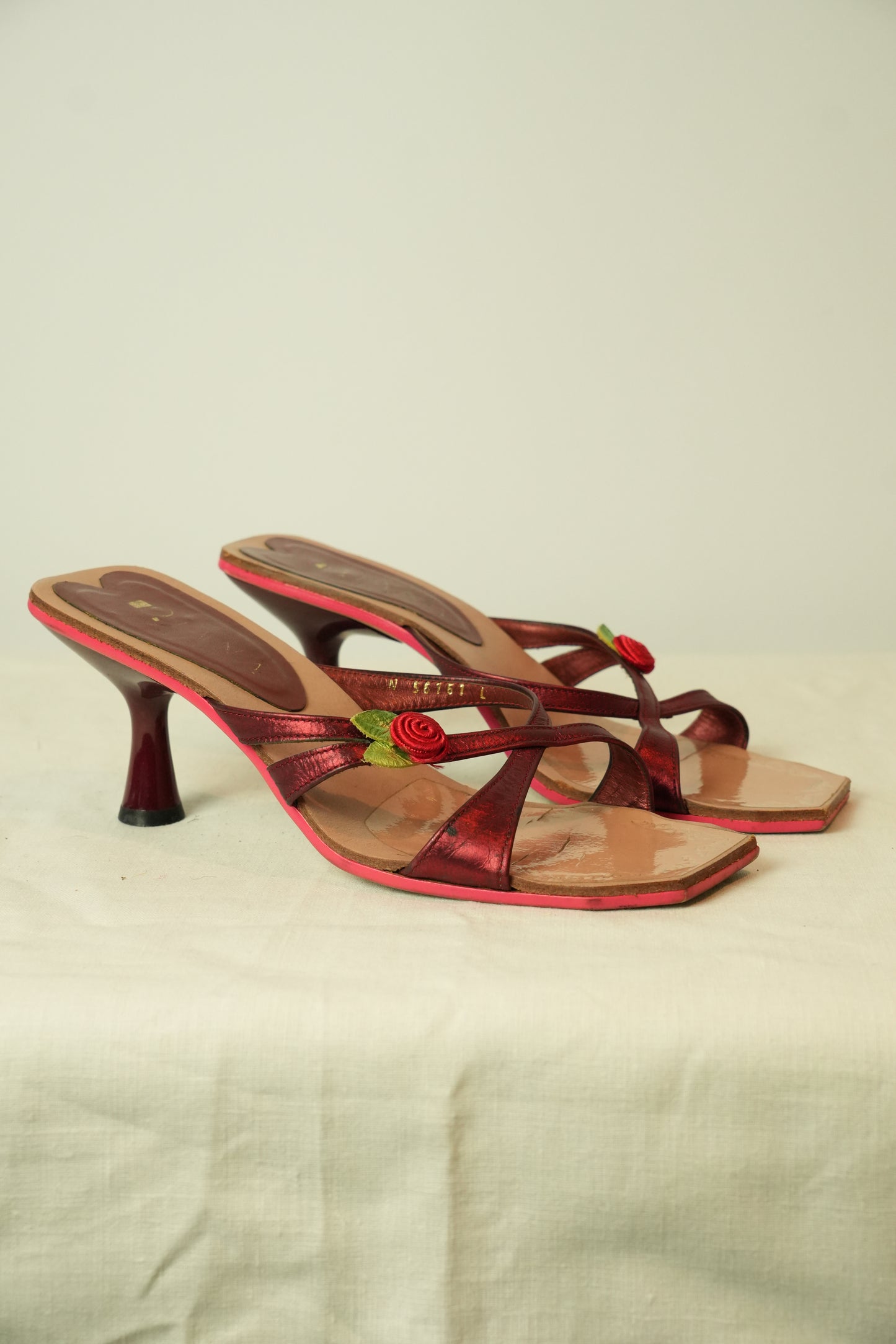 Rose Motif Criss Cross Sandal Heels Sz L/36.5