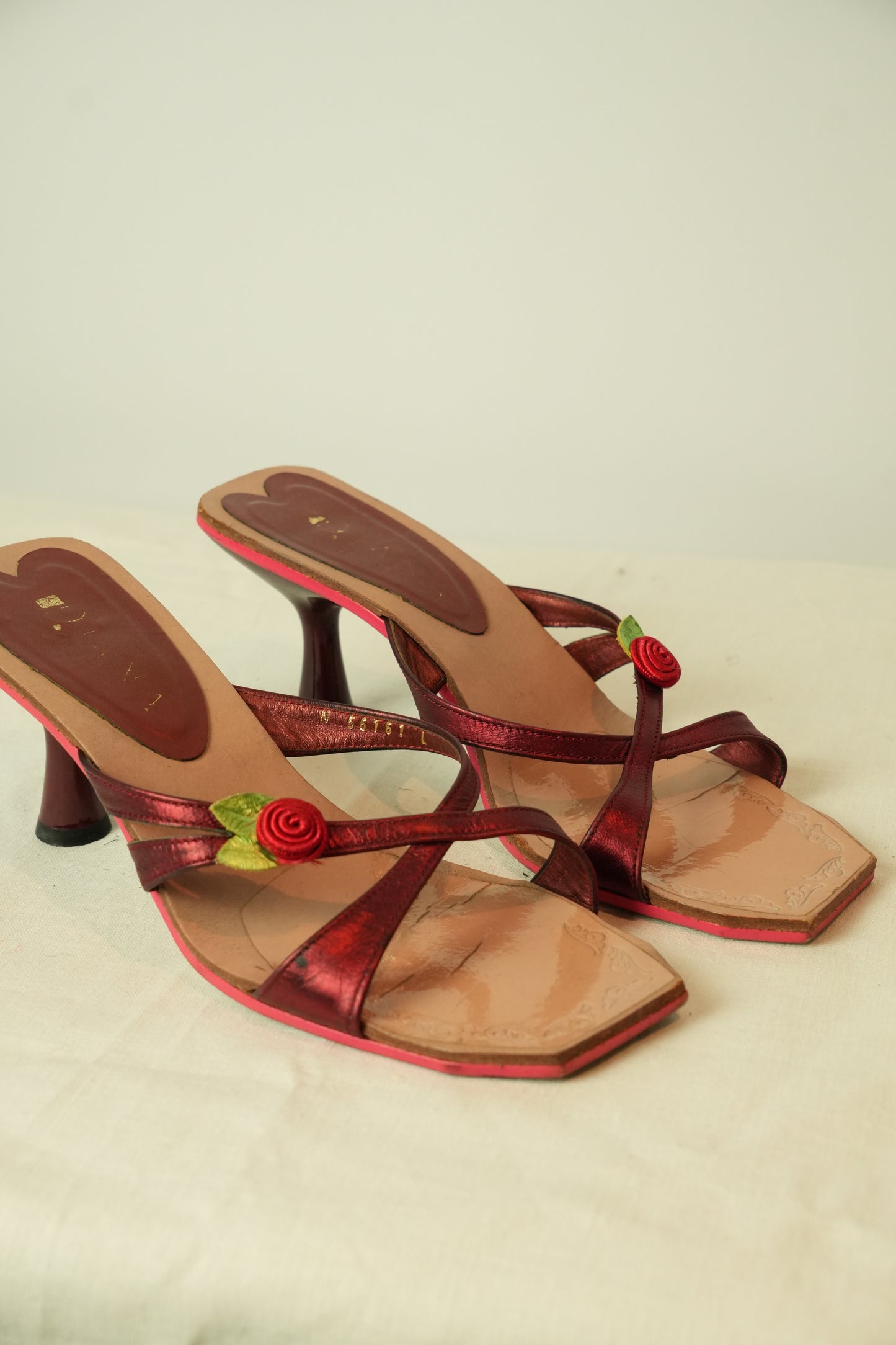 Rose Motif Criss Cross Sandal Heels Sz L/36.5