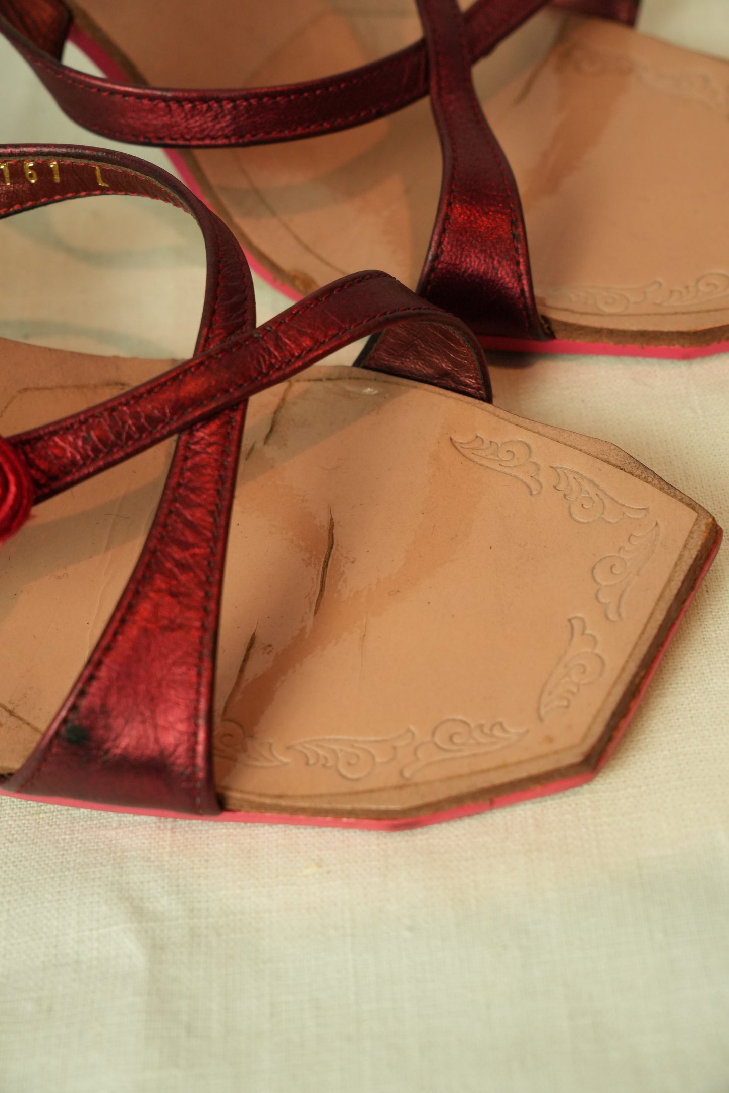 Rose Motif Criss Cross Sandal Heels Sz L/36.5