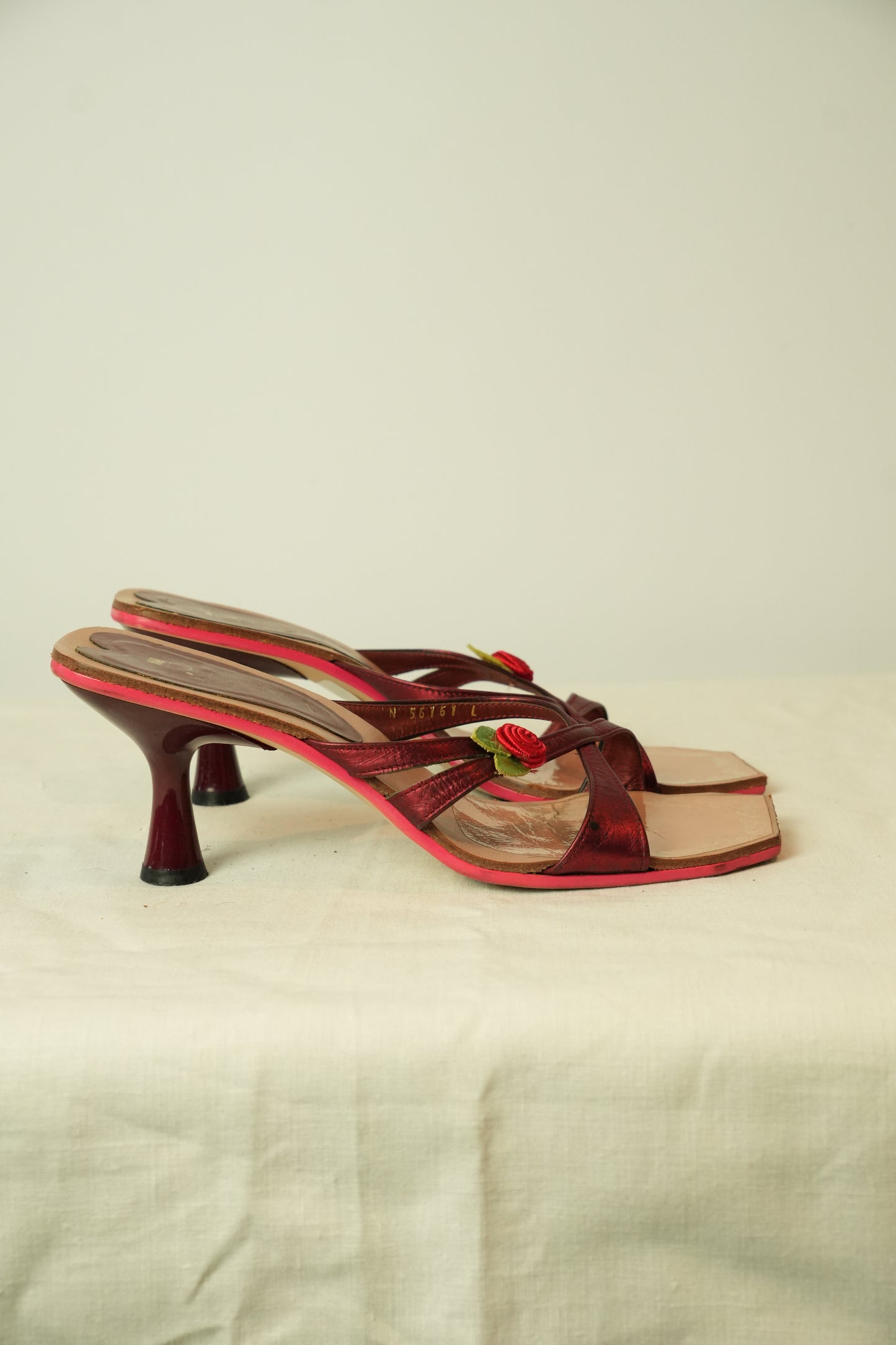 Rose Motif Criss Cross Sandal Heels Sz L/36.5