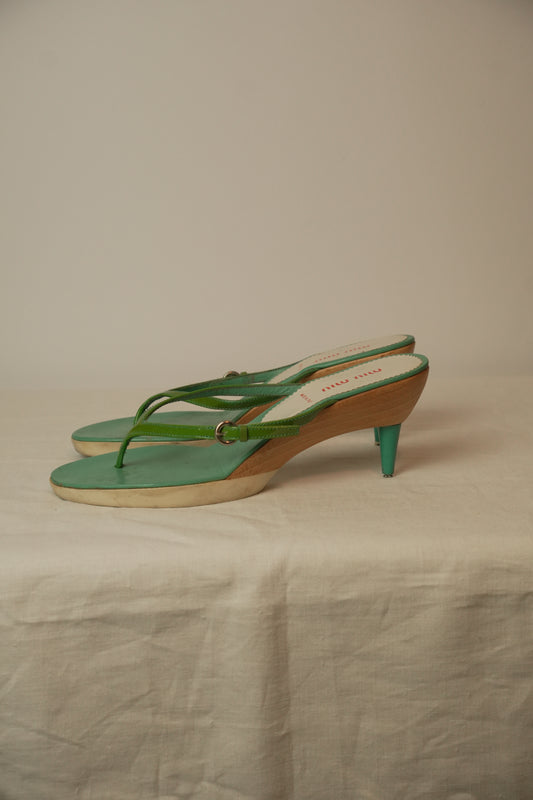Miu Miu Wooden Heel Green Patent Thong Heels Sz37.5