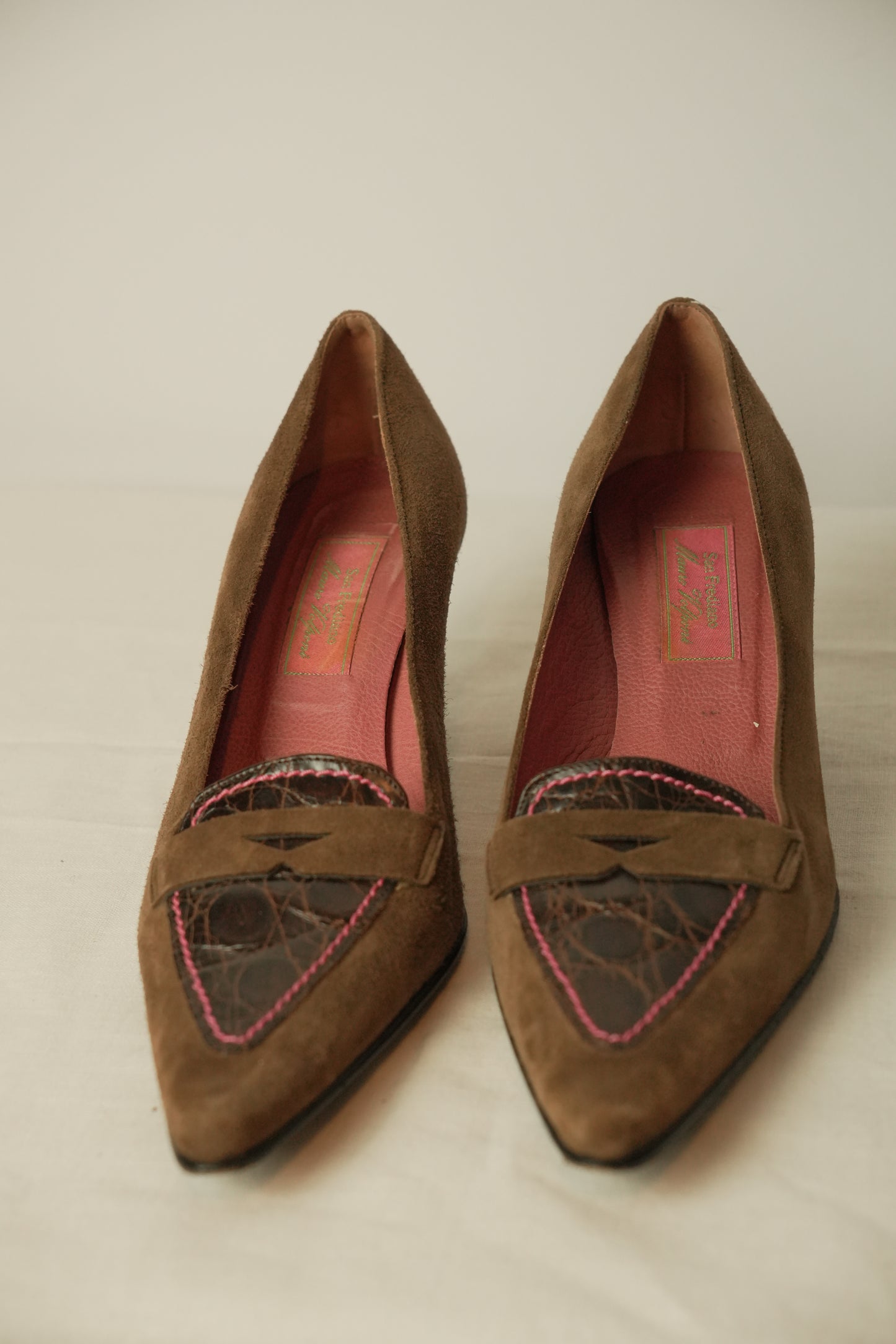 Brown Point Toe Made In Italy Kitten Heels Sz 39.5