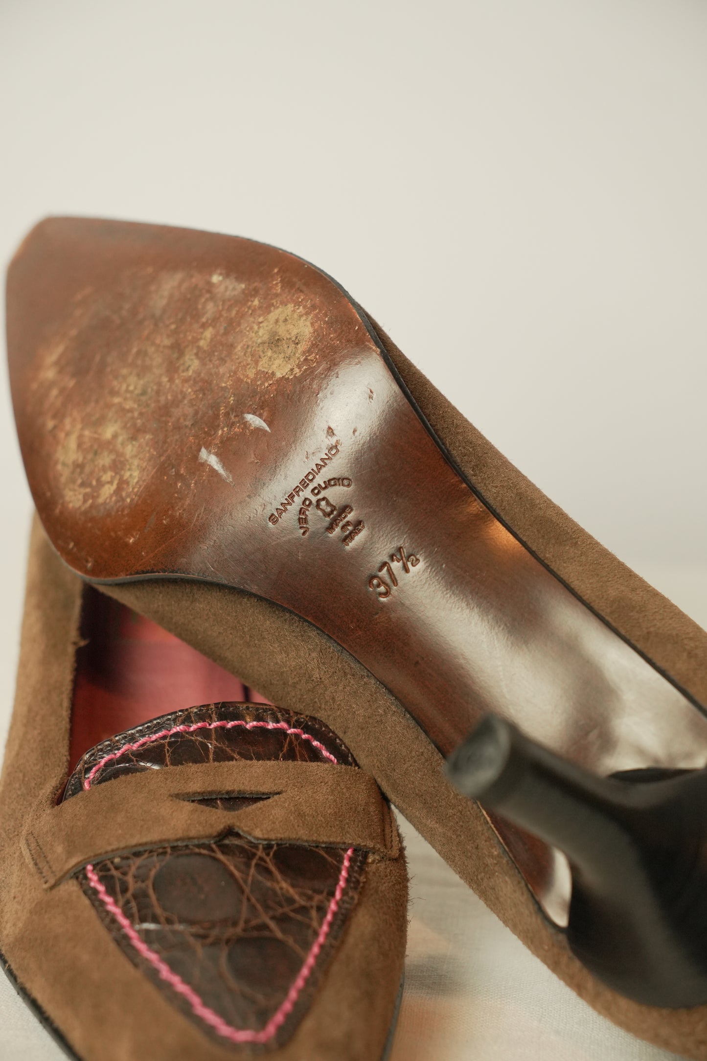 Brown Point Toe Made In Italy Kitten Heels Sz 39.5