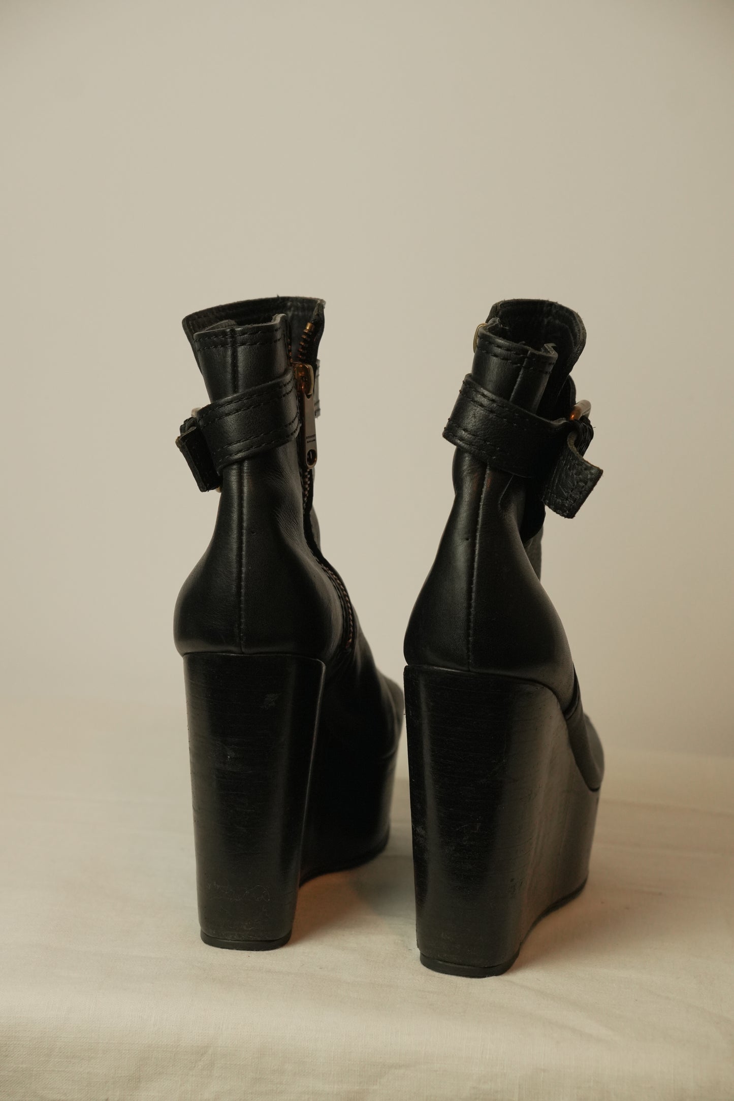Burberry Peeptoe Leather Platform Wedges Sz 38