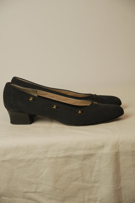 Salvatore Ferragamo Gold Logo Trim Ballet Flats Sz 38