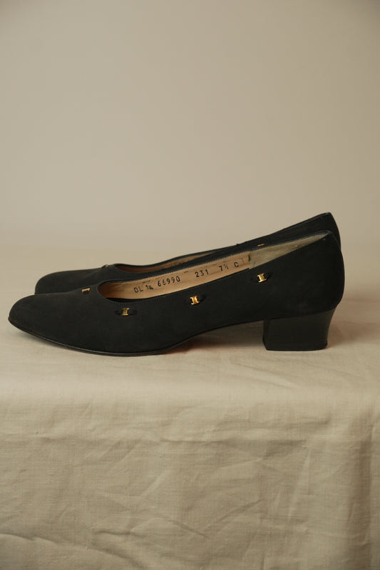 Salvatore Ferragamo Gold Logo Trim Ballet Flats Sz 38