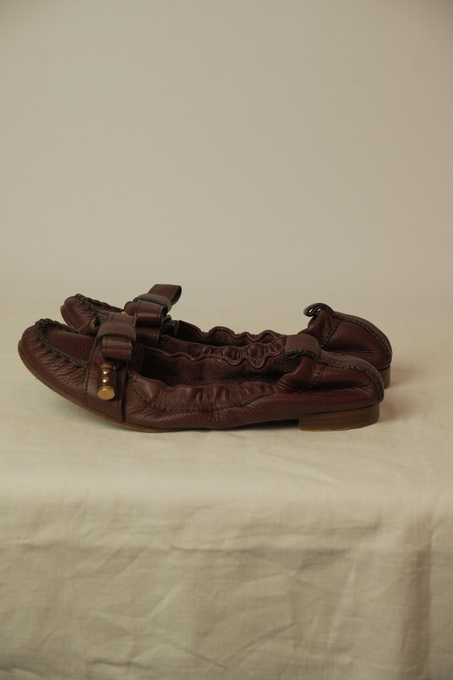 Chloe Burgundy Flats Sz 36