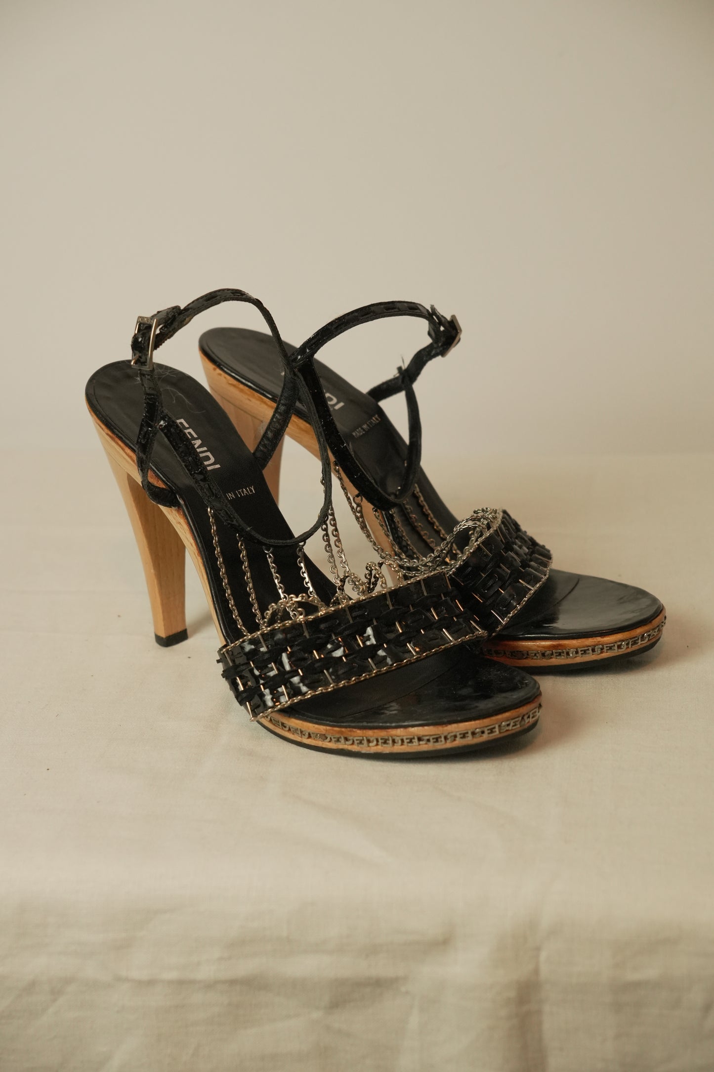 Fendi Chain Strap Heels w Metal Chain Logo Platform Sz37.5