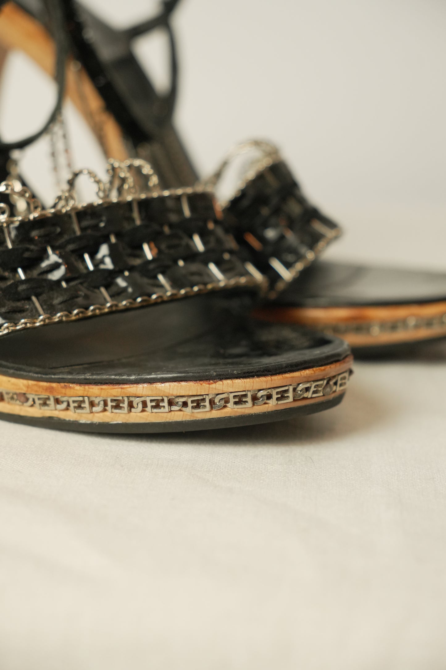 Fendi Chain Strap Heels w Metal Chain Logo Platform Sz37.5