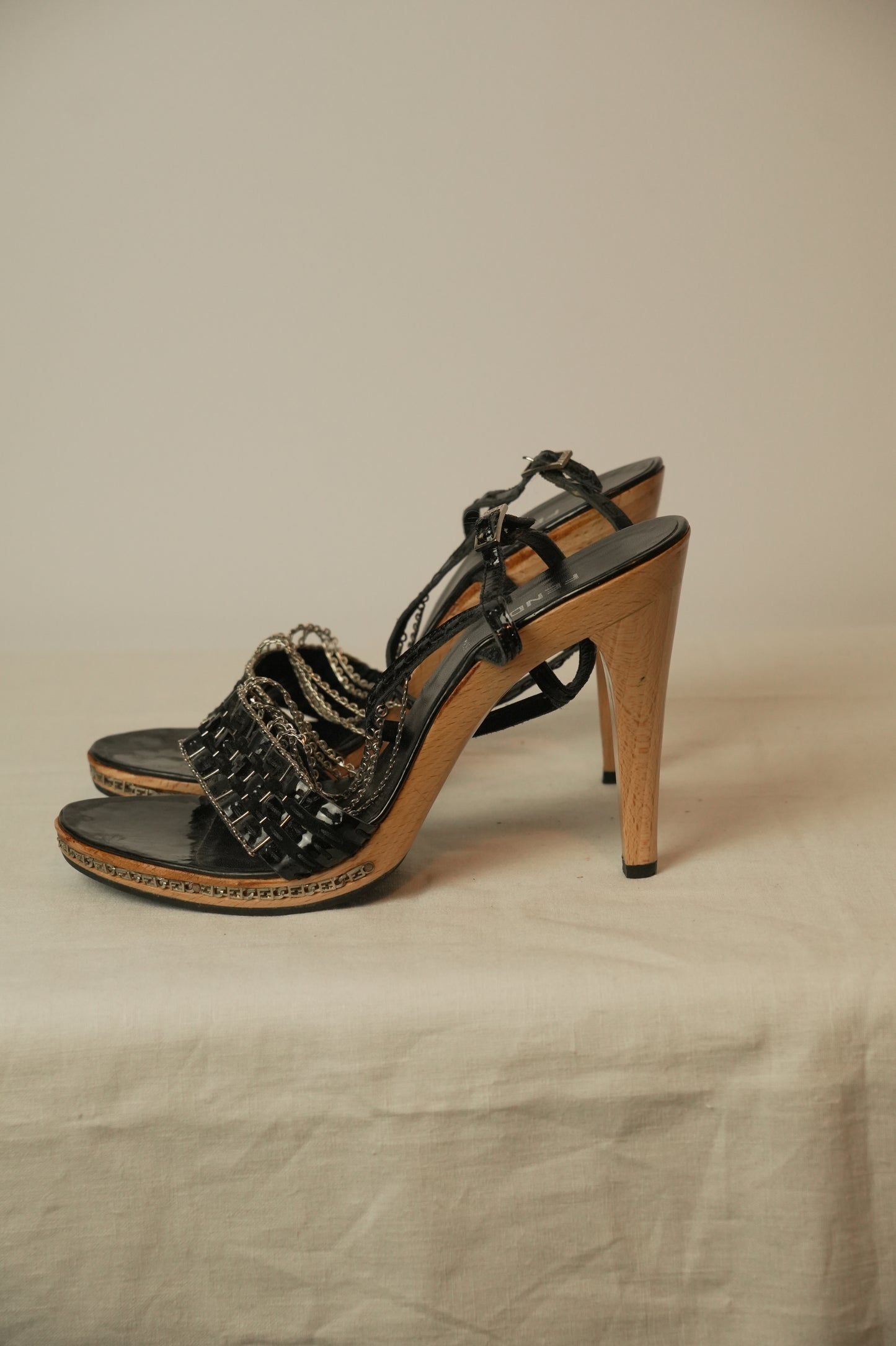 Fendi Chain Strap Heels w Metal Chain Logo Platform Sz37.5