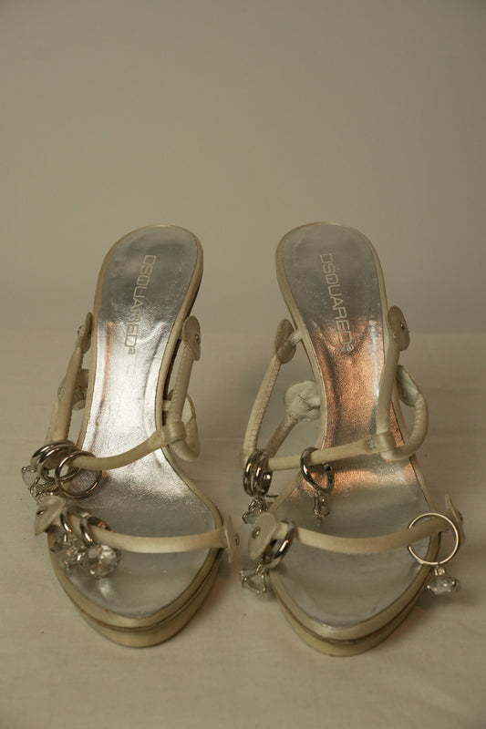 Dsquared2 Ring Crystal Heels Sz38