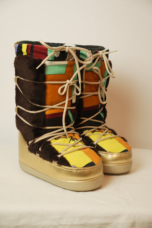 Emilio Pucci Pattern Moon Snow Boots
