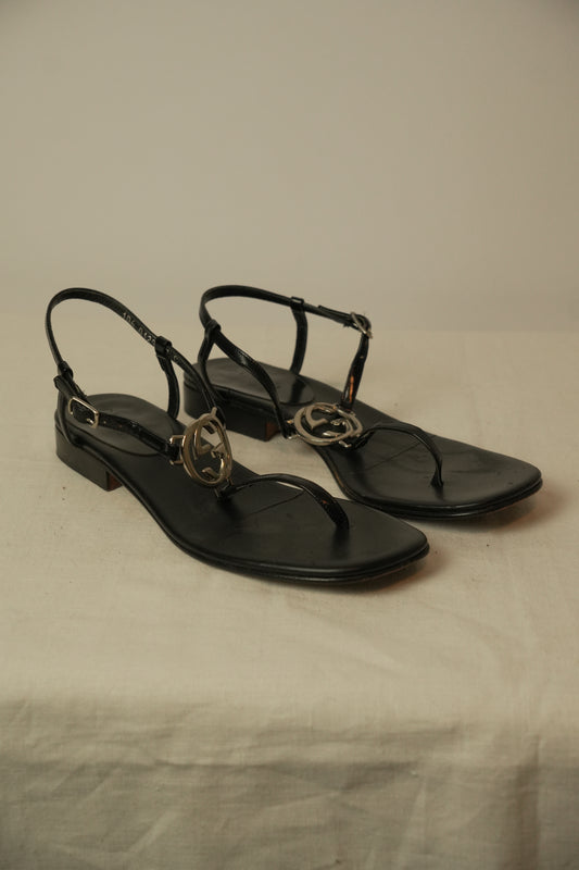 Gucci Leather Sandals w Metal Logo w box Sz37
