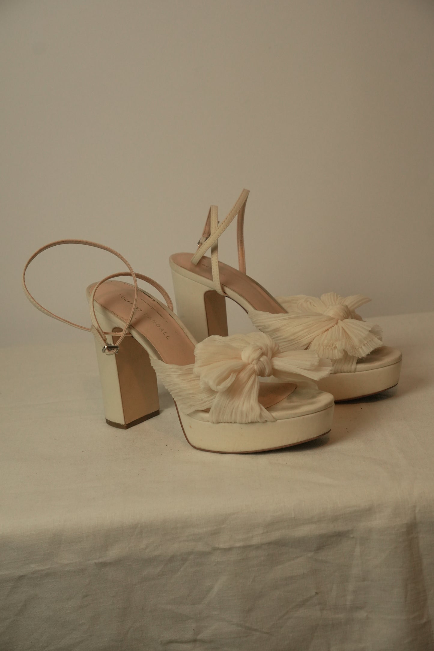 Loeffler Randall Bow Tulle Platform Heels Sz8