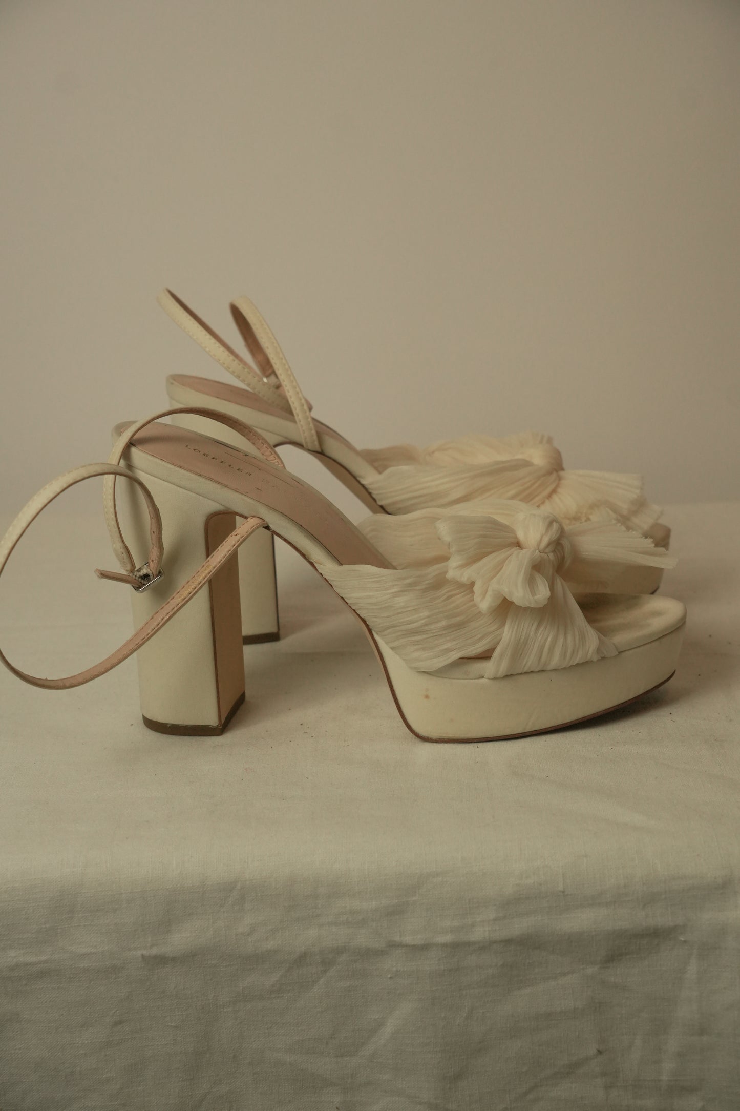 Loeffler Randall Bow Tulle Platform Heels Sz8