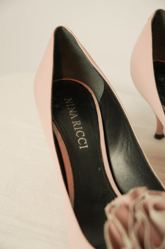 Nina Ricci Floral Motif Nude Pumps sz 37.5