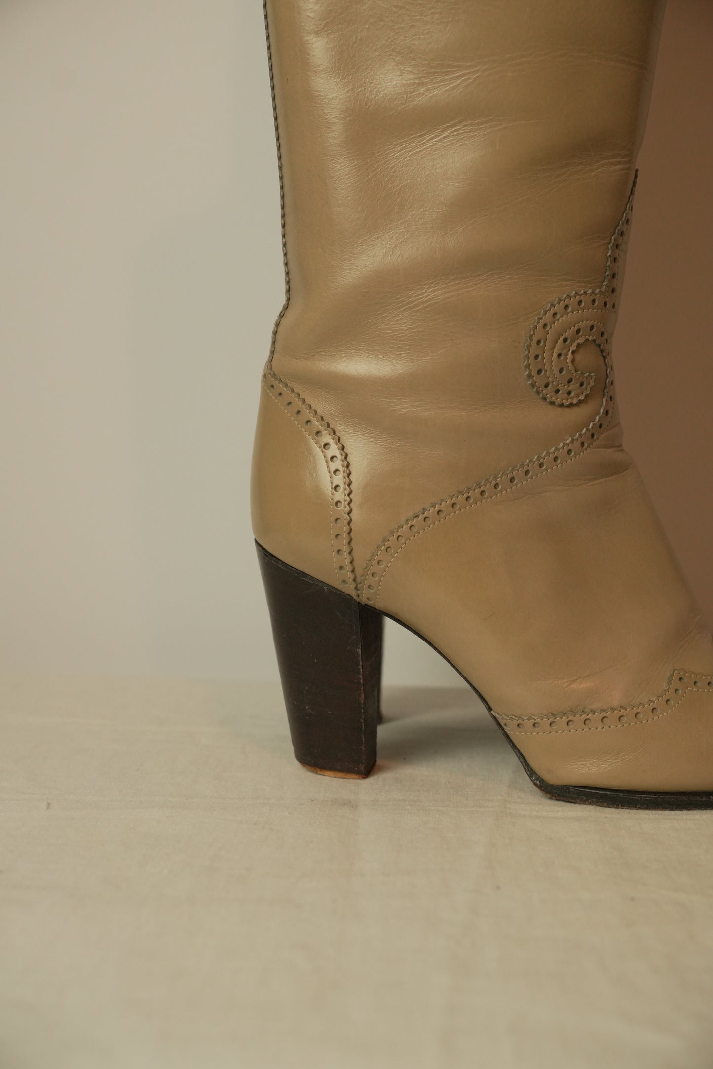 Yves Saint Laurent Cream Beige Western Embroidered Leather Knee Boots Sz 35