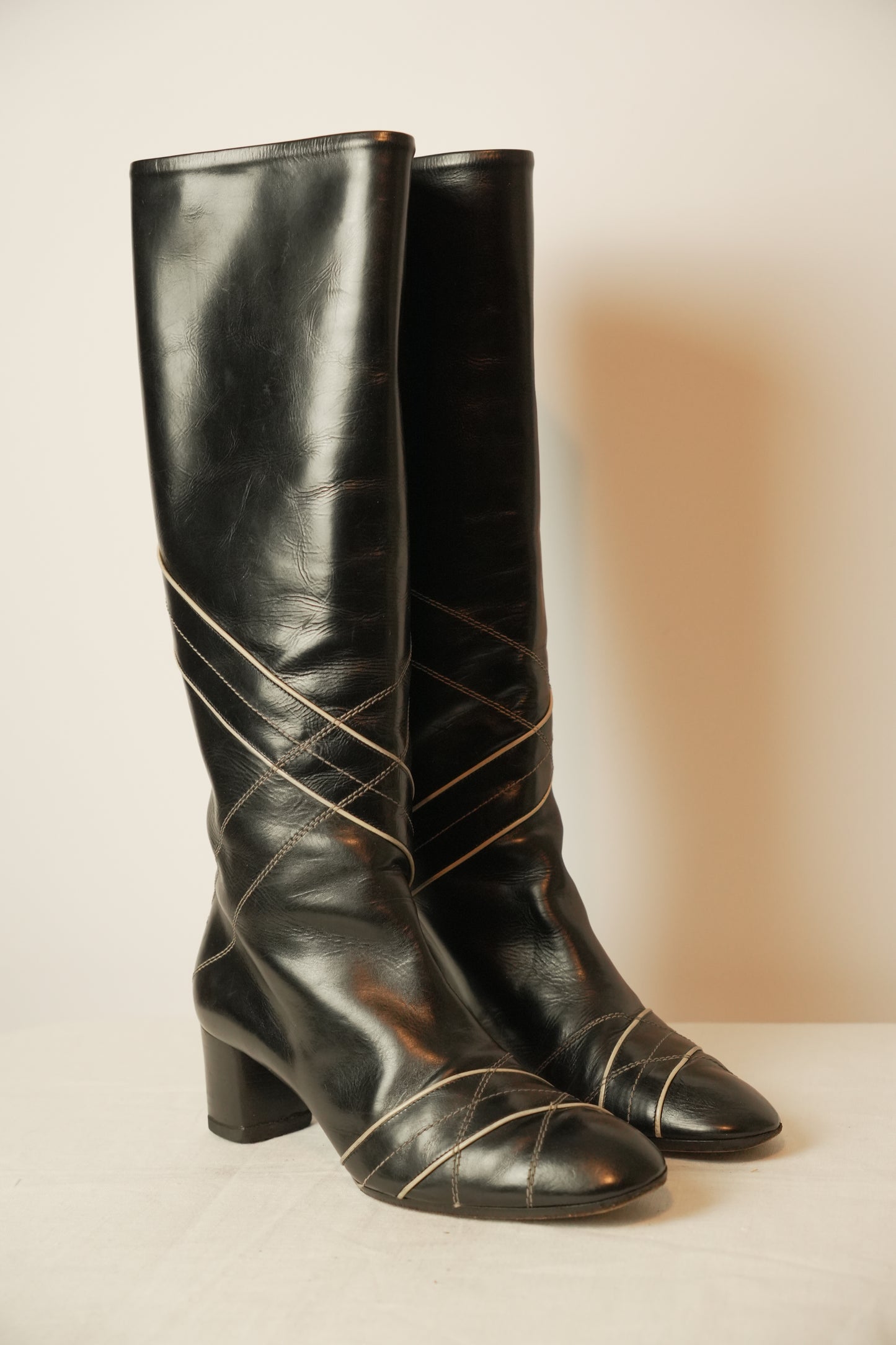 Bally Knee High Boots w White Piping