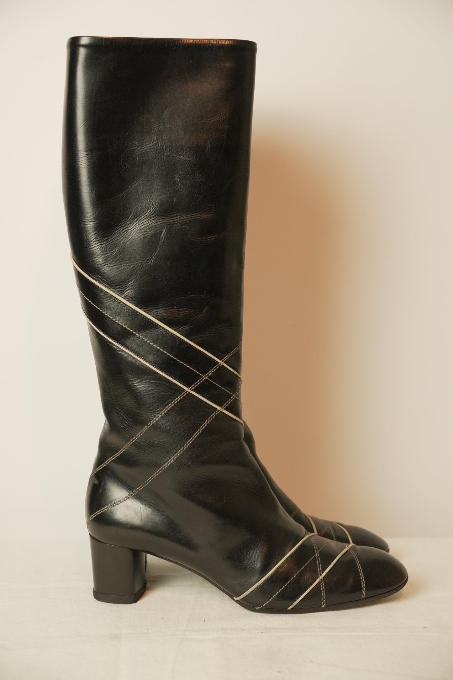Bally Knee High Boots w White Piping