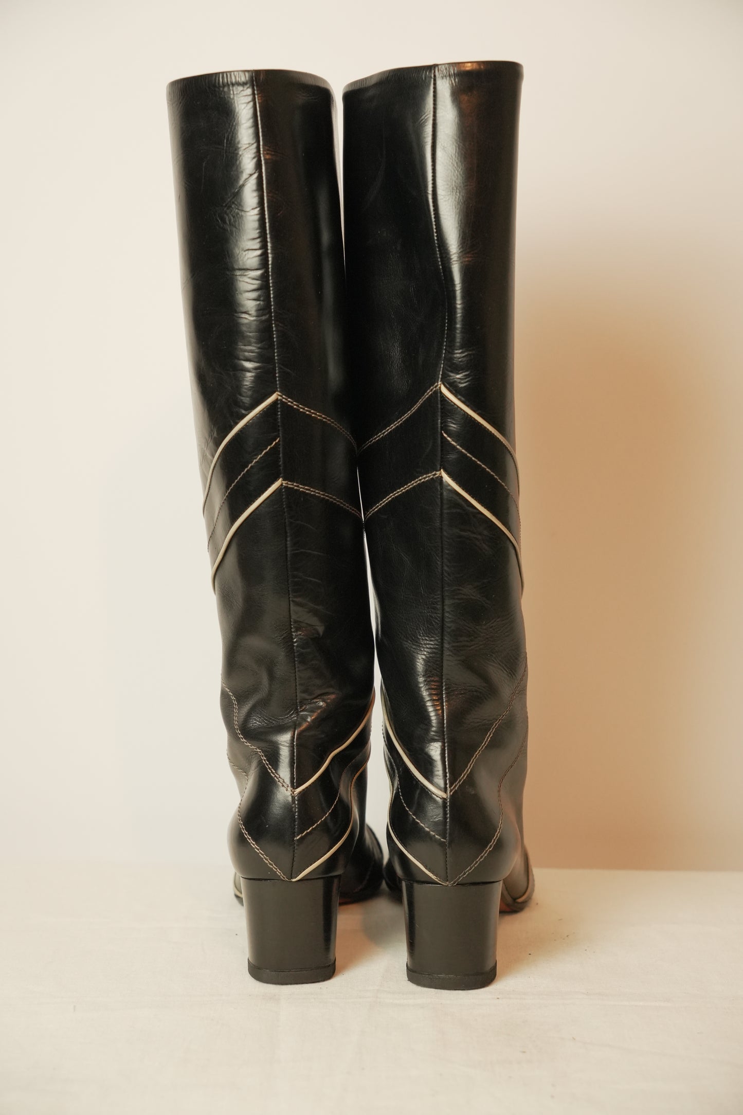 Bally Knee High Boots w White Piping