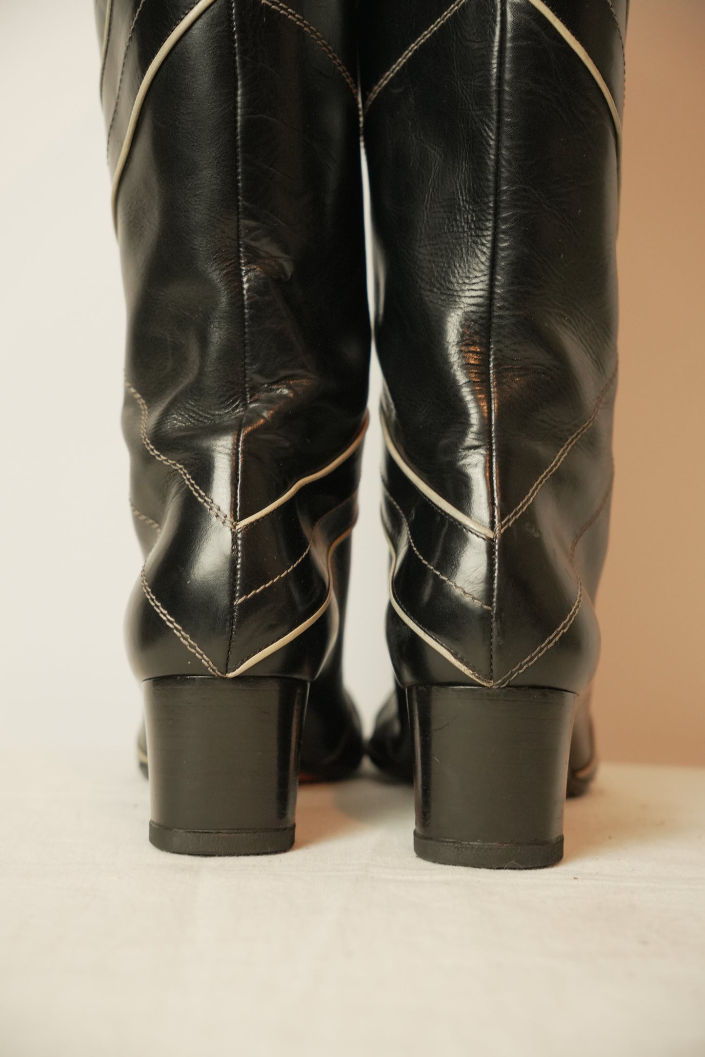 Bally Knee High Boots w White Piping