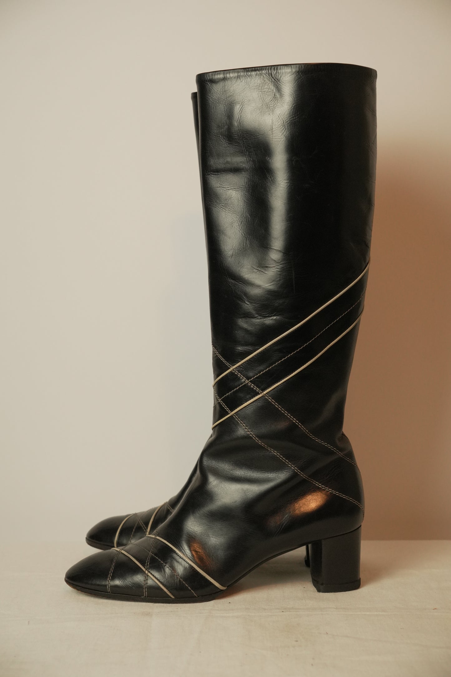 Bally Knee High Boots w White Piping