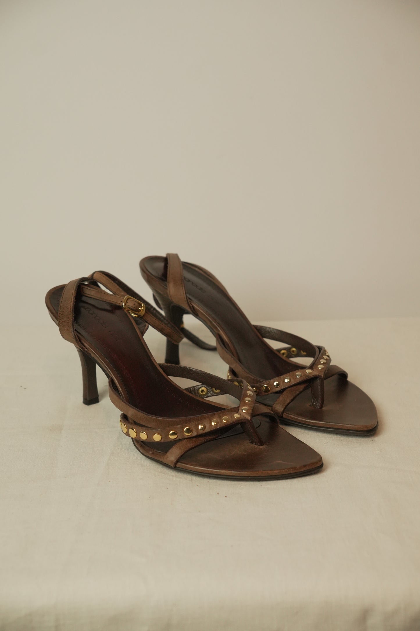 Paradis Noir Brown Cross Cross Leather Strappy Sandal Heels Sz 24.5